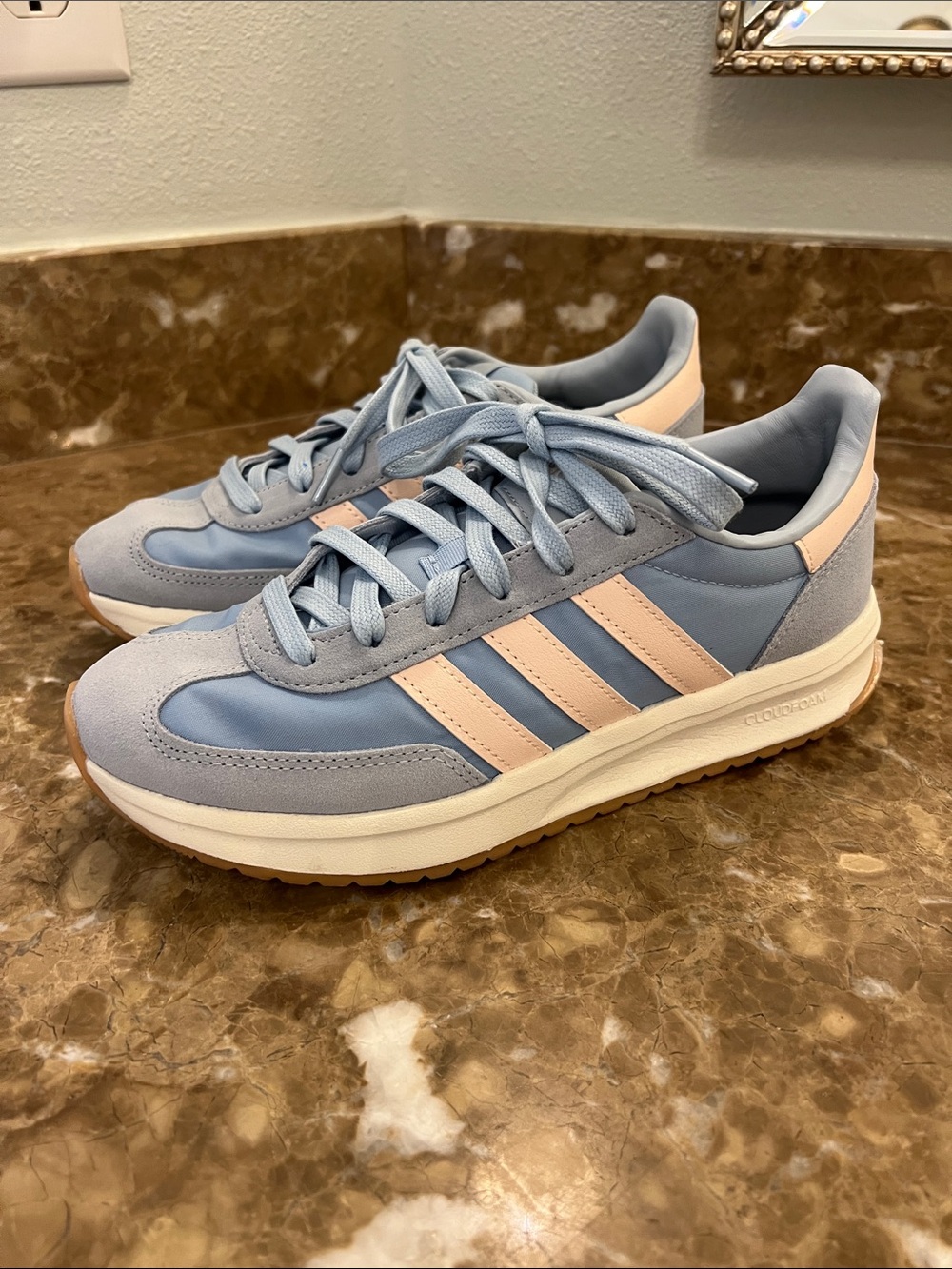 Adidas Women’s Light Blue Sneakers with Pale Pink Stripes Cloudfoam